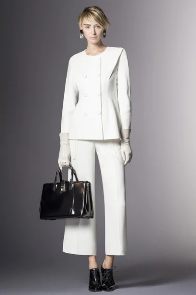 Look 18